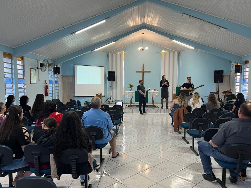 Culto de louvor com participação do Ministério Diante D'Ele aconteceu em Alvorada na noite de 5/10